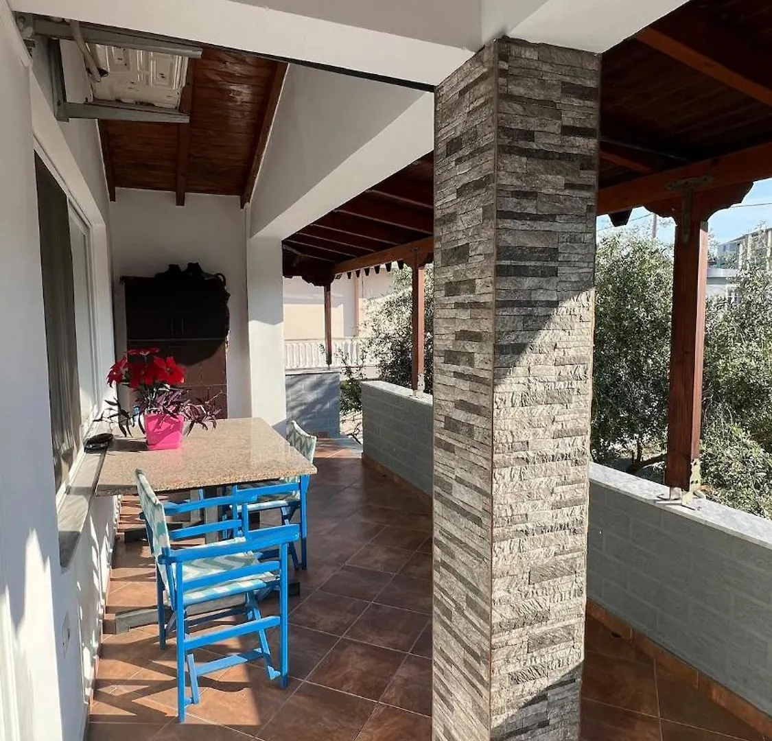 Large Budget Apartment Durrës